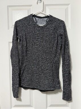Lululemon athletica runderful long sleeve size 8 euc